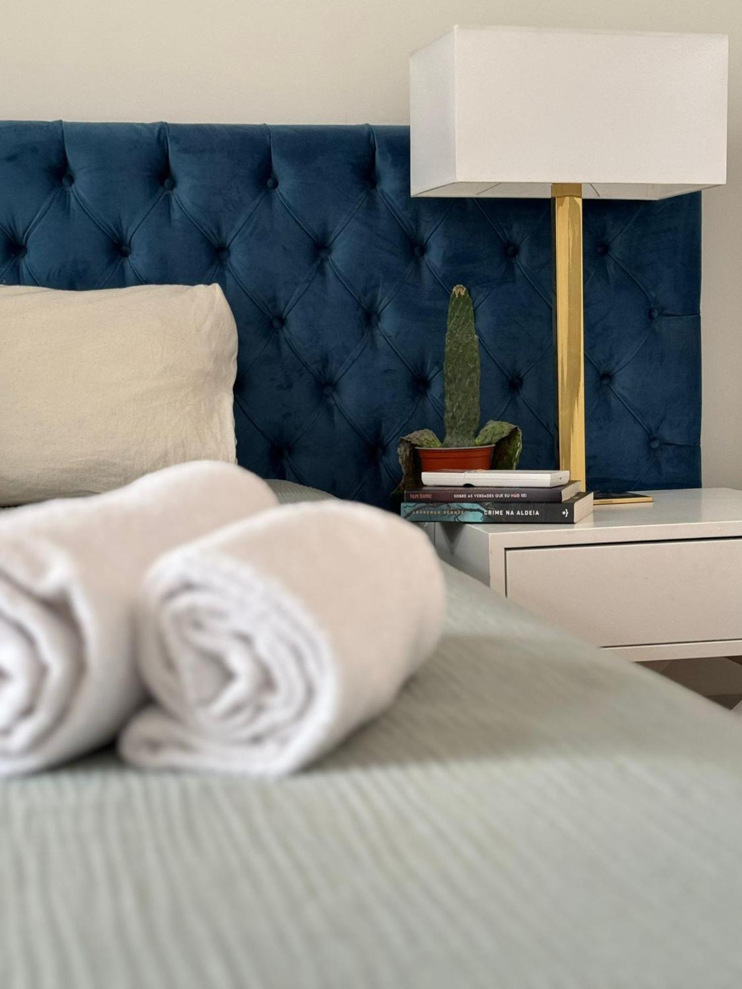 Double Room With Private Wc In Shared House In Downtown Лиссабон Экстерьер фото